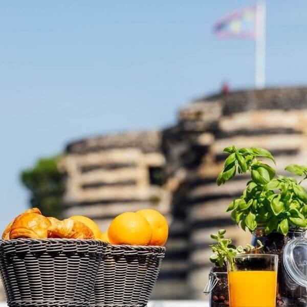 La terrasse, Rooftop avec vue sur la château d'Angers, le lieu idéal pour organiser votre éco-évènement